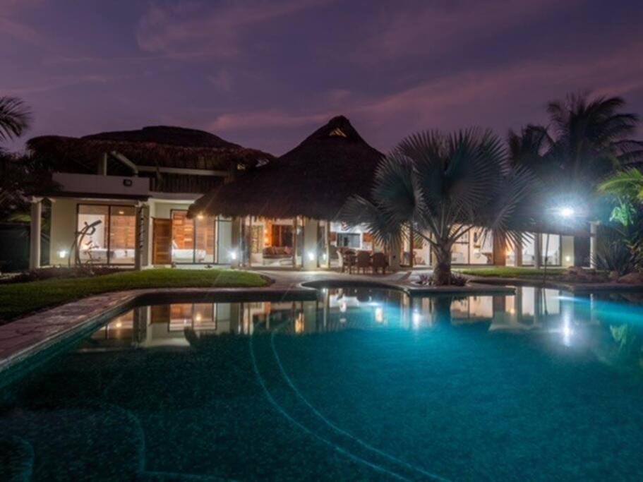 פוארטו אסקונדידו Villa De Las Rocas מראה חיצוני תמונה